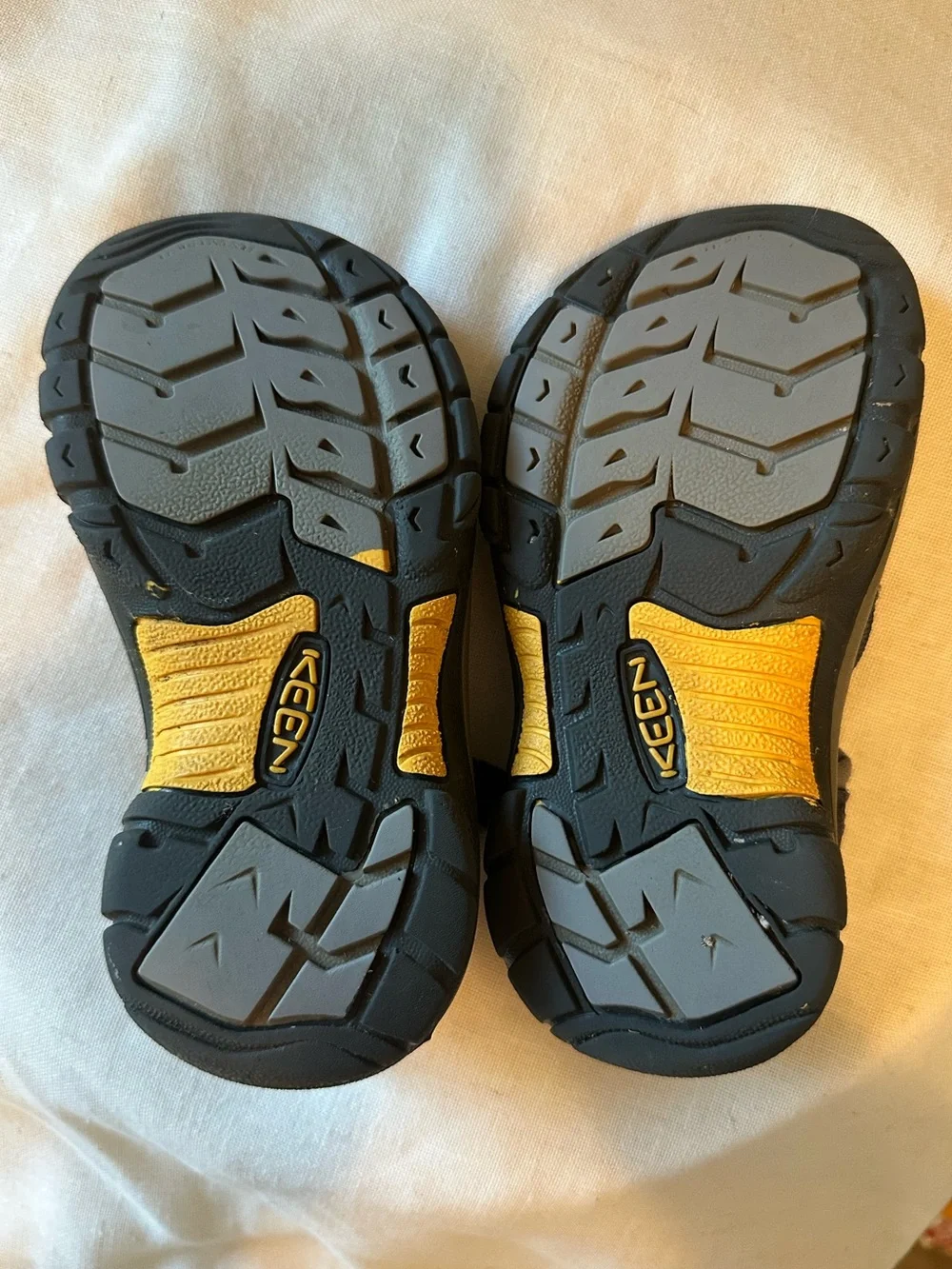 KEEN Newport H2 Kids Closed-Toe Sport Sandals Blue Gray Waterproof Hiking 11c